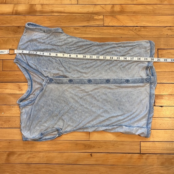 Galeries Lafayette Top - Picture 8 of 8